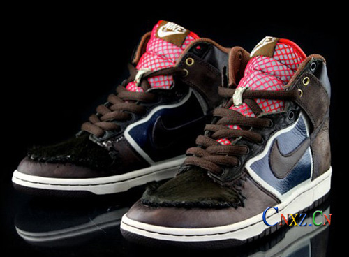 Nike Dunk High Jekyll & Hyde Customs Ь