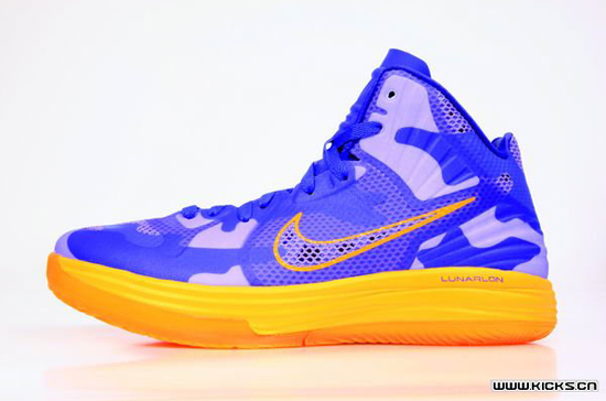 NIKE LUNAR HYPERGAMER Z(1)