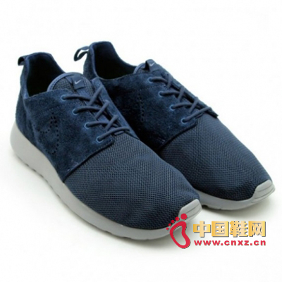 2012ﶬNike Roshe Run