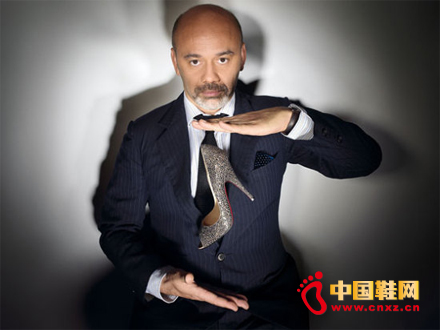 Christian LouboutintЬ֪Ra(chn)(qun)